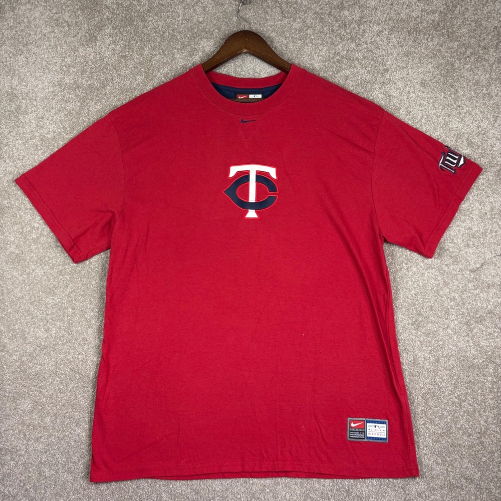 Nike Team MLB Minnesota Twins Red T-Shirt Mens Large Embroidered Logo Tee